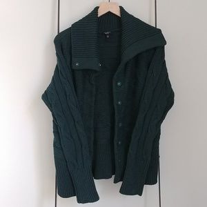 Hunter Green Cable Knit Cardigan Sweater NWOT